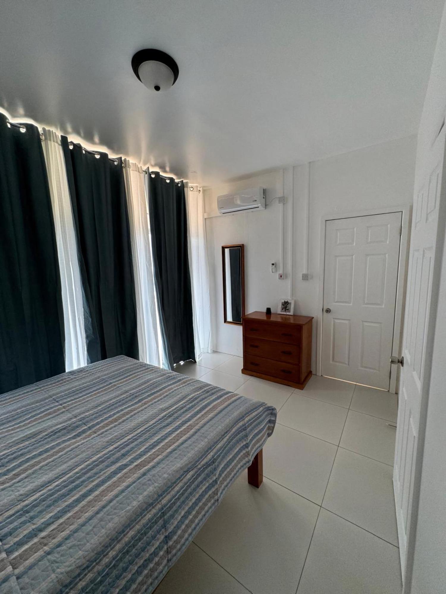 Eldorado Guesthouse & Car Rental Roseau Bilik gambar