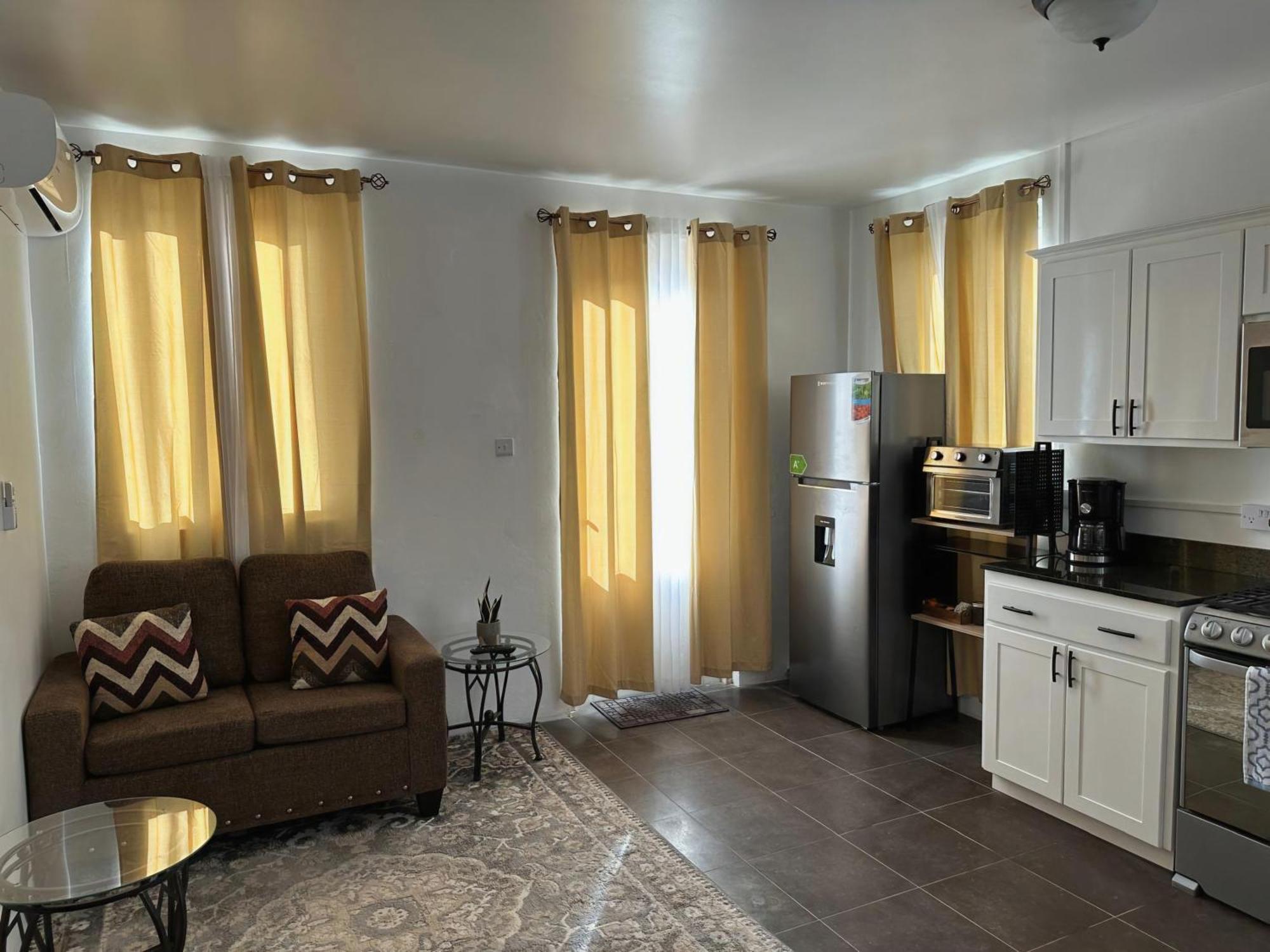 Eldorado Guesthouse & Car Rental Roseau Bilik gambar